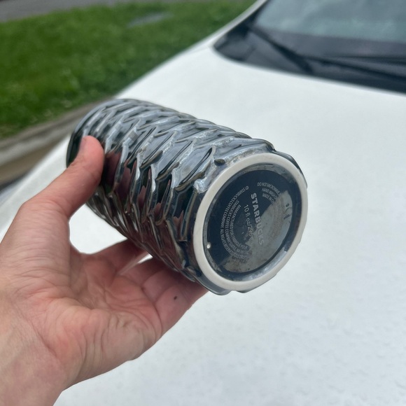 Starbucks Tumbler. 10 fl oz. - Picture 6 of 9